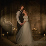 Il matrimonio ispirato a Ade e Persefone secondo The Other Wedding